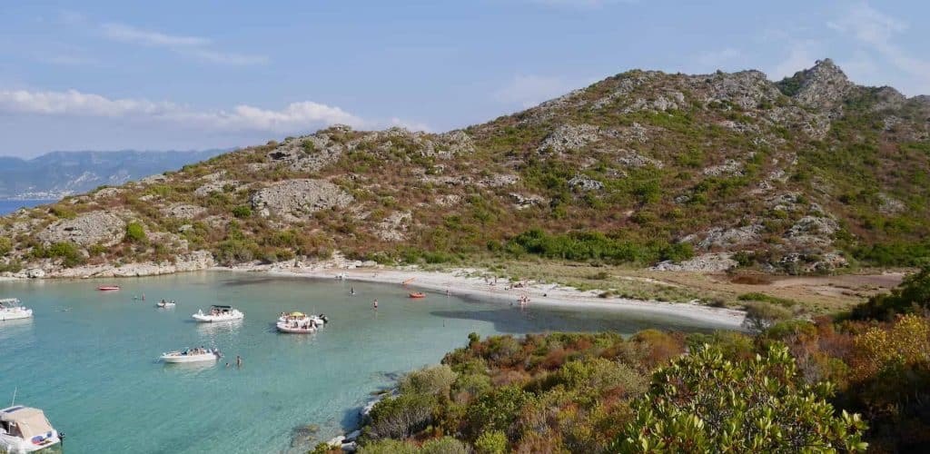 Plage proche de Saint-Florent - La Roya - Camping la Pinède